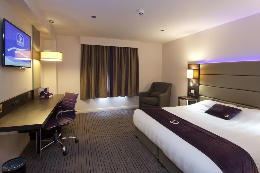 Premier Inn Dundee North Bagian luar foto
