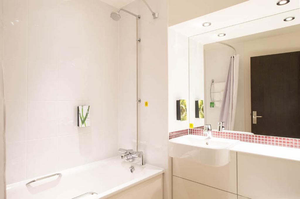 Premier Inn Dundee North Bagian luar foto